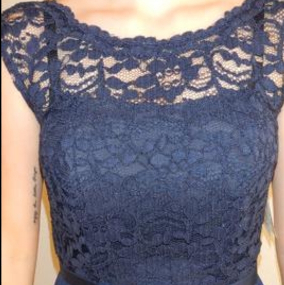 David's Bridal bridesmaids dress - Picture 2 of 6